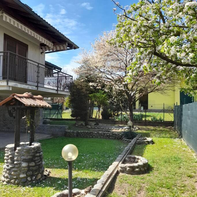 Vila Il Vecchio Kiwi - House With Private Garden Oleggio Castello Exteriér fotografie