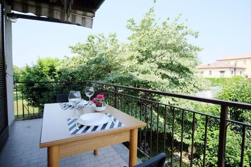 Vila Il Vecchio Kiwi - House With Private Garden Oleggio Castello Exteriér fotografie