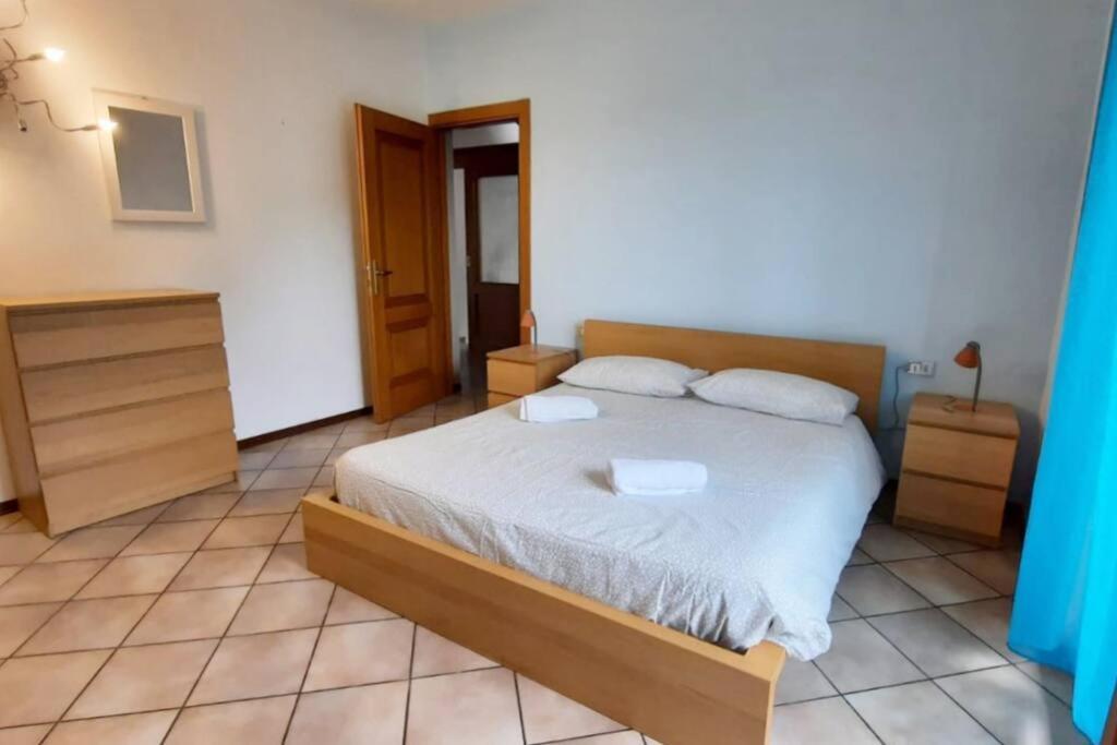 Vila Il Vecchio Kiwi - House With Private Garden Oleggio Castello Exteriér fotografie